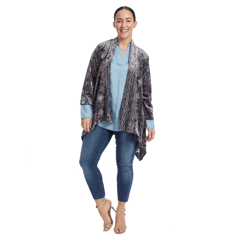 Andree By Unit Silver Velvet Kimono